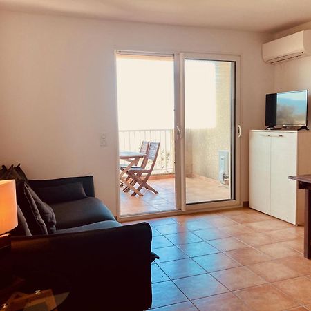 Punta Di Mare Aparthotel Linguizzetta Bagian luar foto